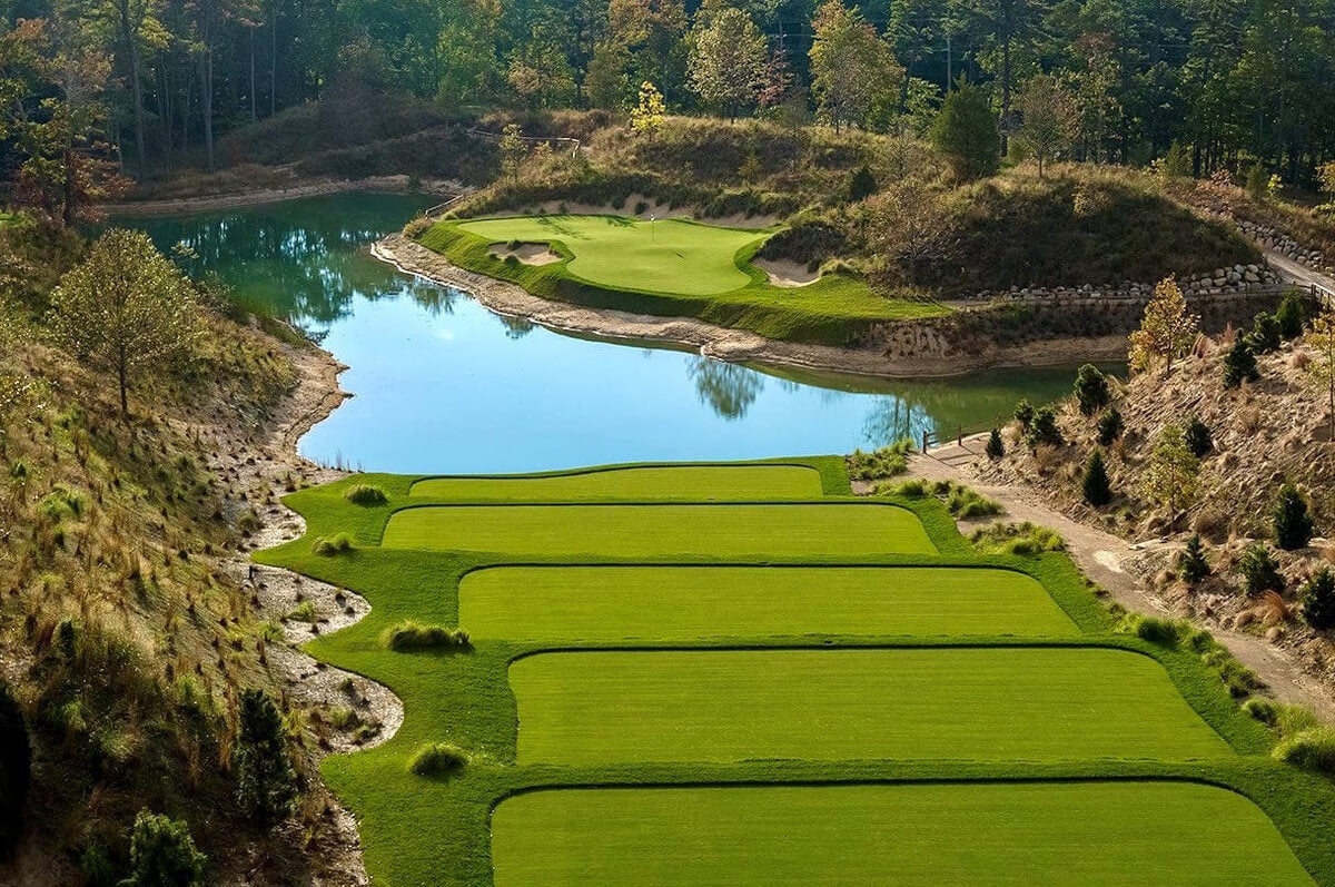 Find the Correct Tee Box: Honesty Leads to Lower Golf Scores